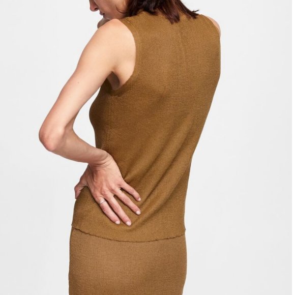 Zara Knit Set Top and Skirt in Matt Gold - Picture 7 of 16